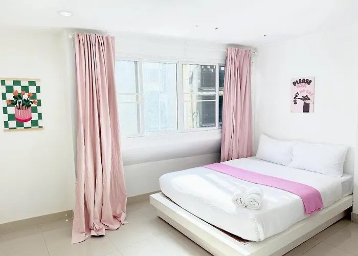 Oh My Nap- Sukhumvit Soi 3 Bts Nana