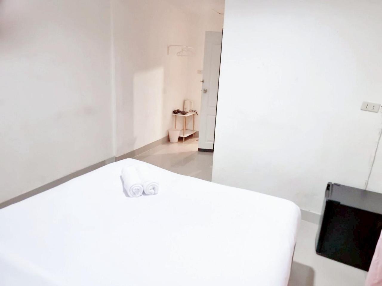 Oh Nap- Sukhumvit Soi 3 Apartment *